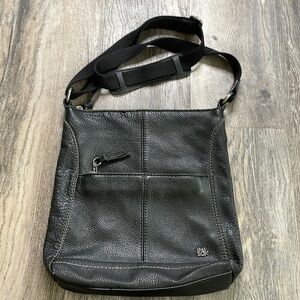 The Sak Women’s Iris Black Leather Crossbody Purse Bag, Zip Closure,